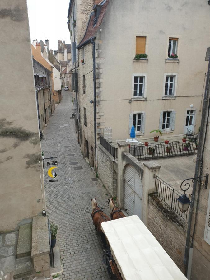 Le Matin Calme - Charme Ancien - Vue Canal Apartment Dole Bagian luar foto